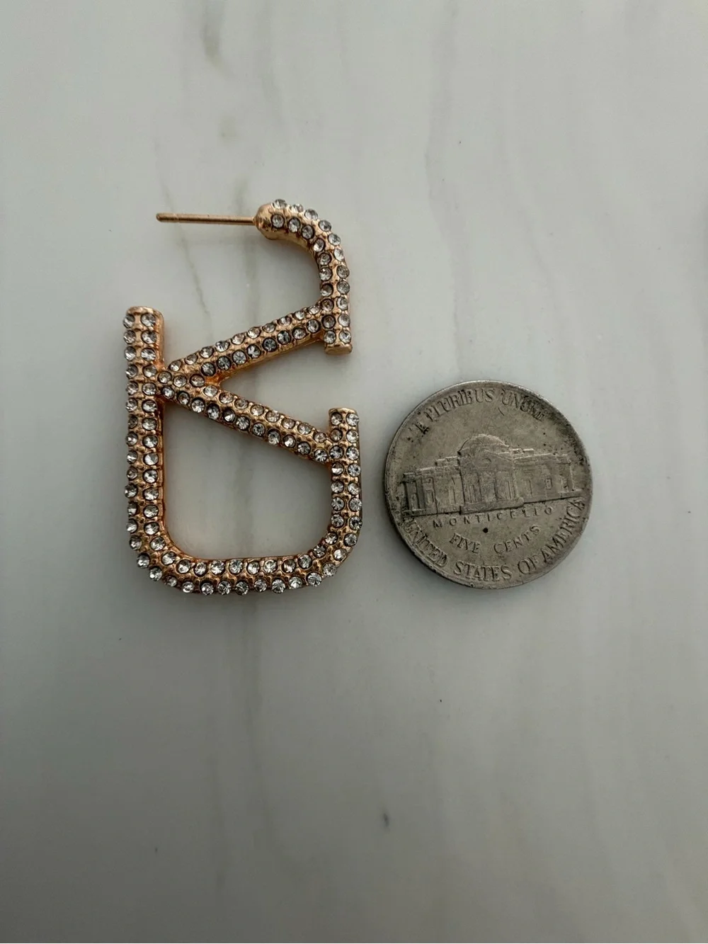 None elegant gold